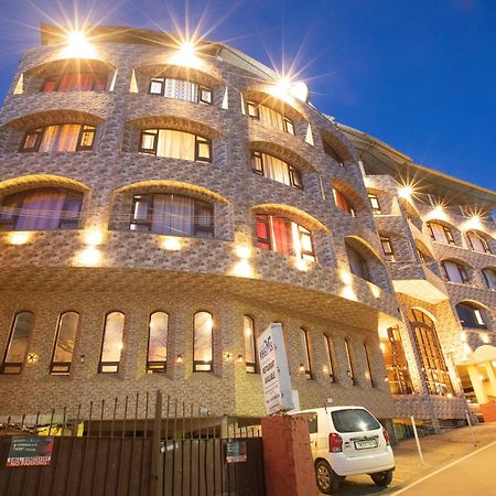 Devi Enterprises - Hotel Khems Udagamandalam Exterior foto