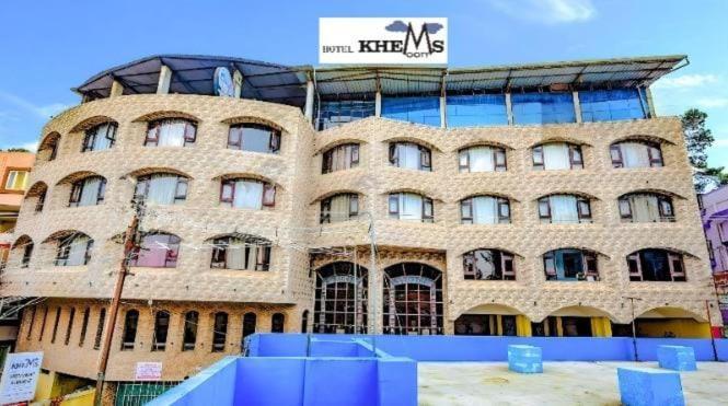 Devi Enterprises - Hotel Khems Udagamandalam Exterior foto